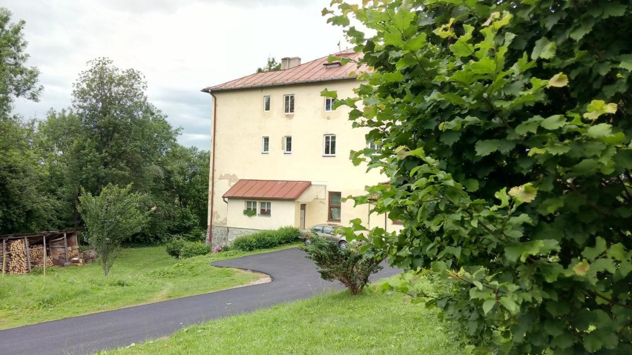 Tri Duby Apartment